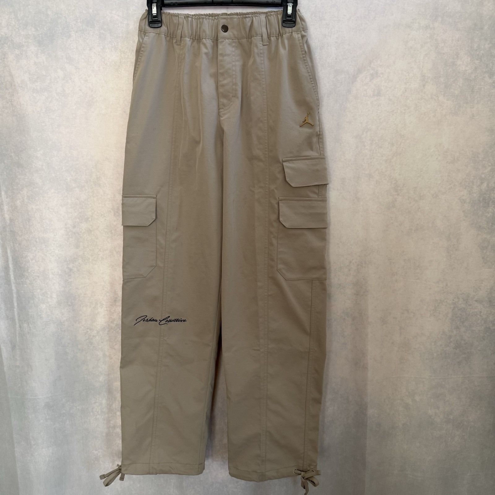 Nike Air Jordan Collective Women's Tan Cargo Joggers Casual Pants Size Small